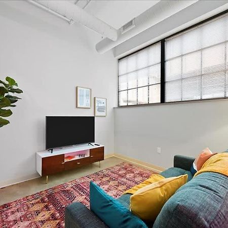 Cozysuites Roomy 1Br, Downtown Pittsburgh Exterior photo