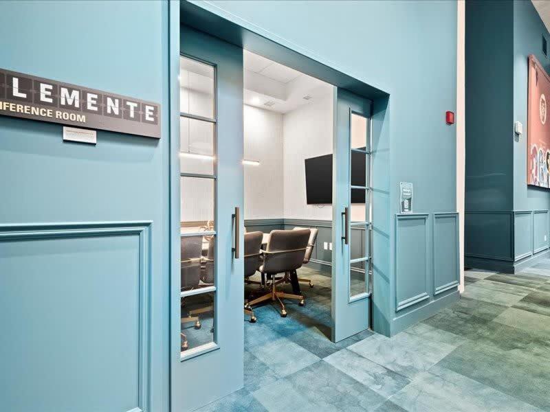 Cozysuites Roomy 1Br, Downtown Pittsburgh Exterior photo